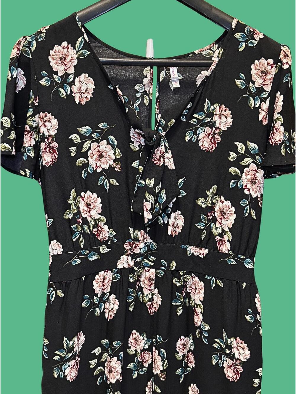xhilaration XL Black Floral Flowy Jumpsuit